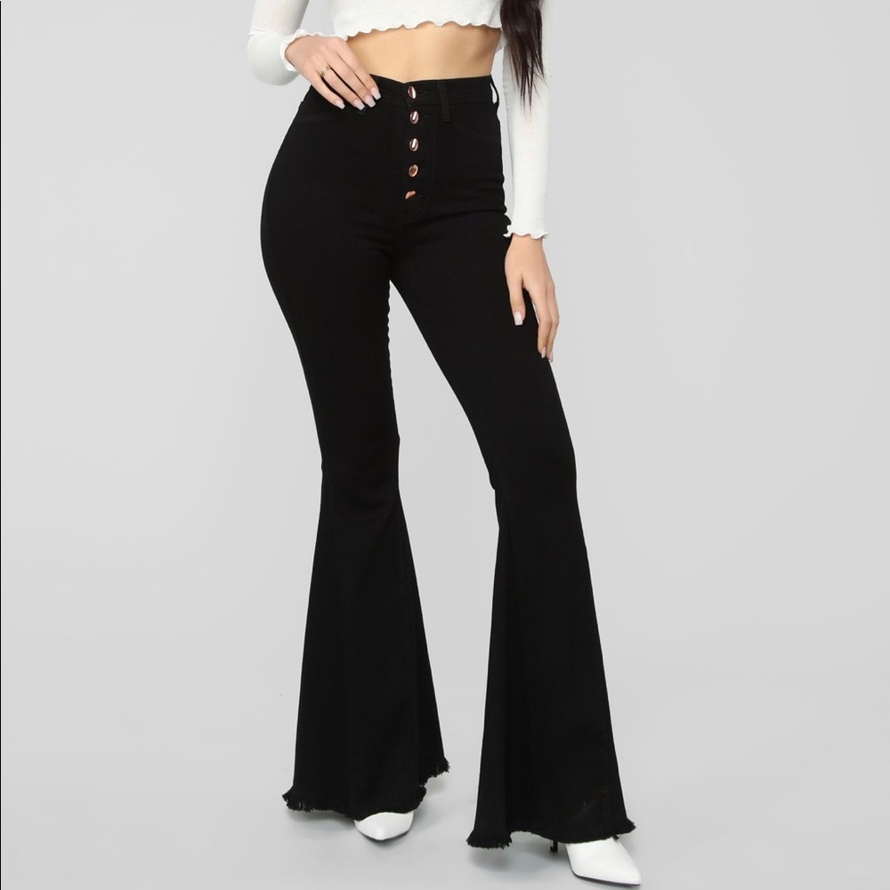 Fashion Nova flare Jeans